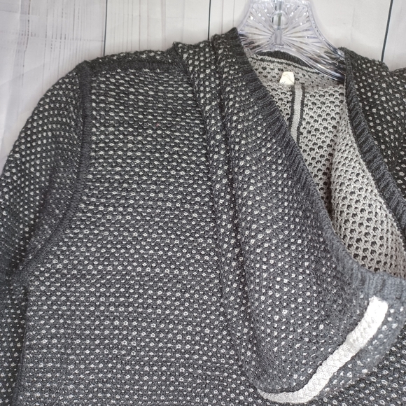 lvivva by Lululemon girls jacket - Picture 12 of 13